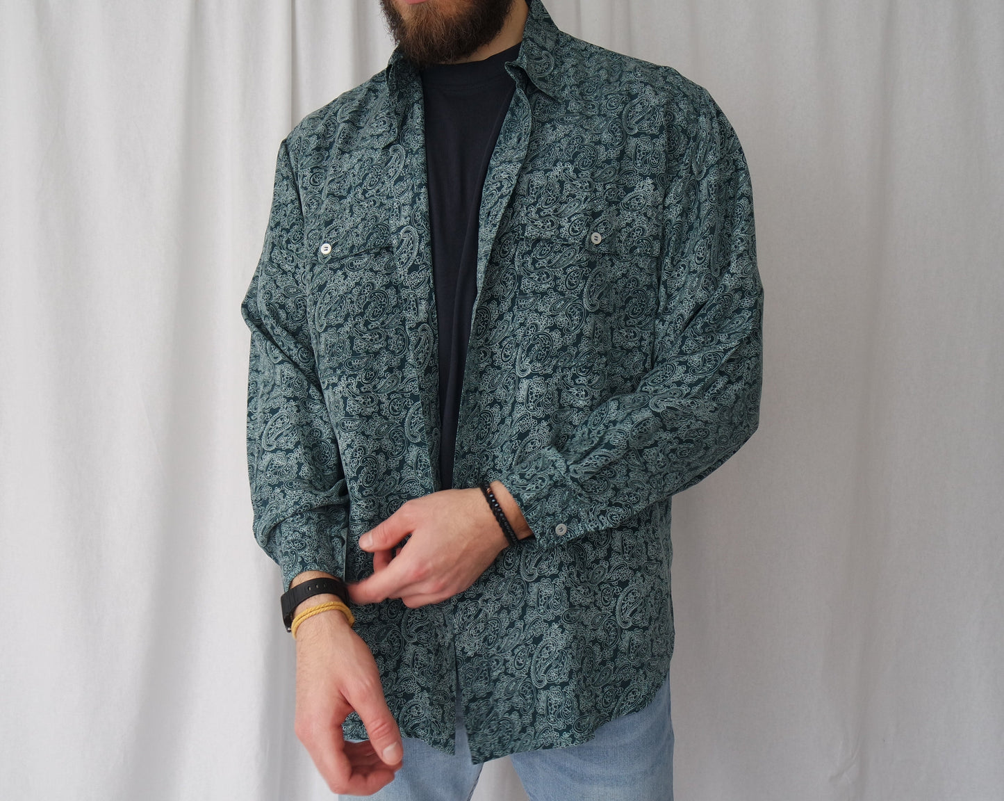 100% Silk shirt longsleeved blue Paisley pattern