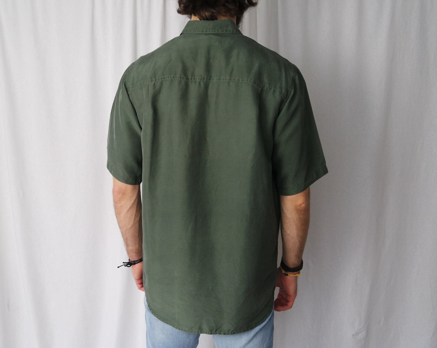 100% Silk shirt shortsleeved Olive uni